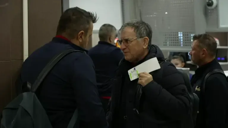 FCSB a plecat la Lyon pentru returul din optimile Europa League